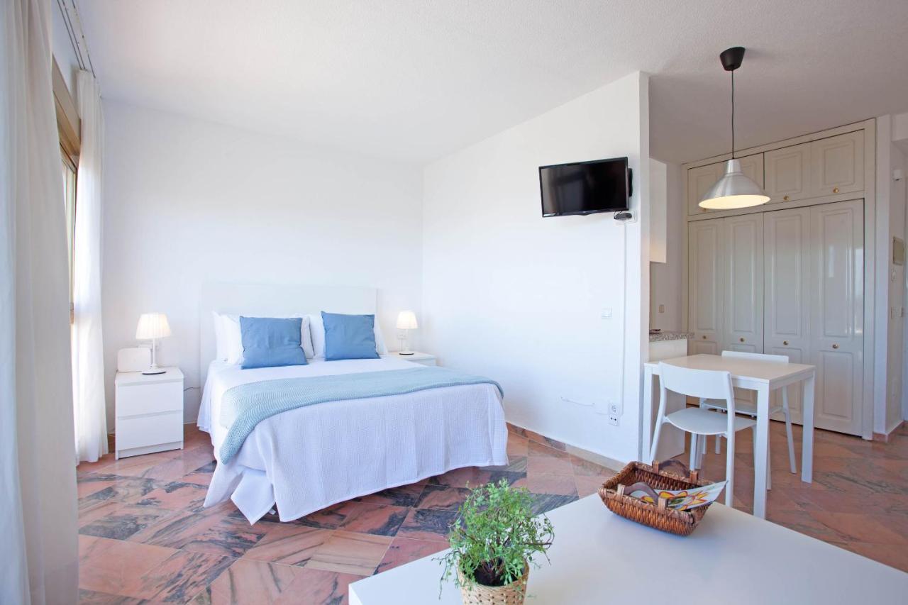 Romana Playa Studio With Sea View Lägenhet Marbella Exteriör bild